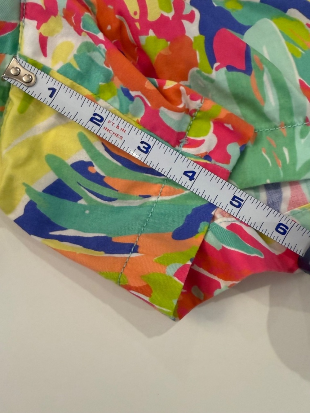 Lilly Pulitzer Callahan Shorts, Patterned, size 10 - Picture 2 of 7